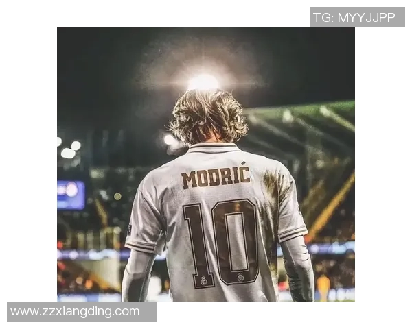 头像兄弟足球明星男的魅力与风采解析,探讨他们的职业生涯与成就