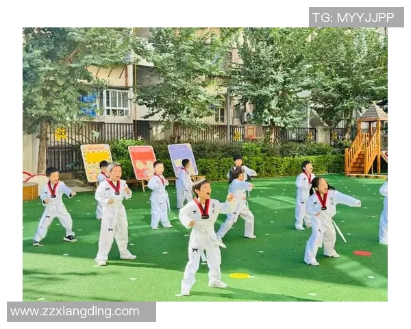 成都足球队的团队协作与战术配合深度分析与探讨