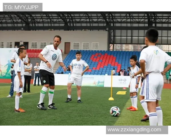 木易足球：探索青少年足球发展的新路径与未来愿景